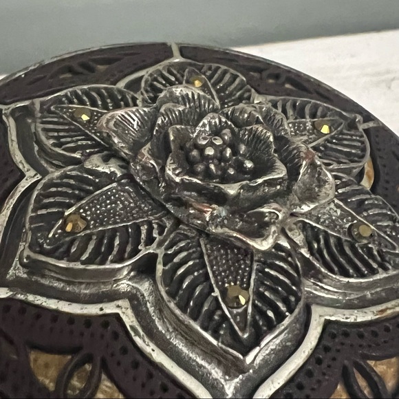 Richard Gampel Leather Floral Belt with Ibel Flower Buckle Size 32 main image 14